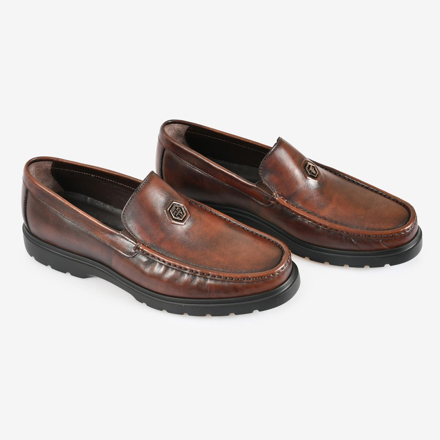 Kahve Deri Bağcıksız Logo Detaylı Erkek Loafer