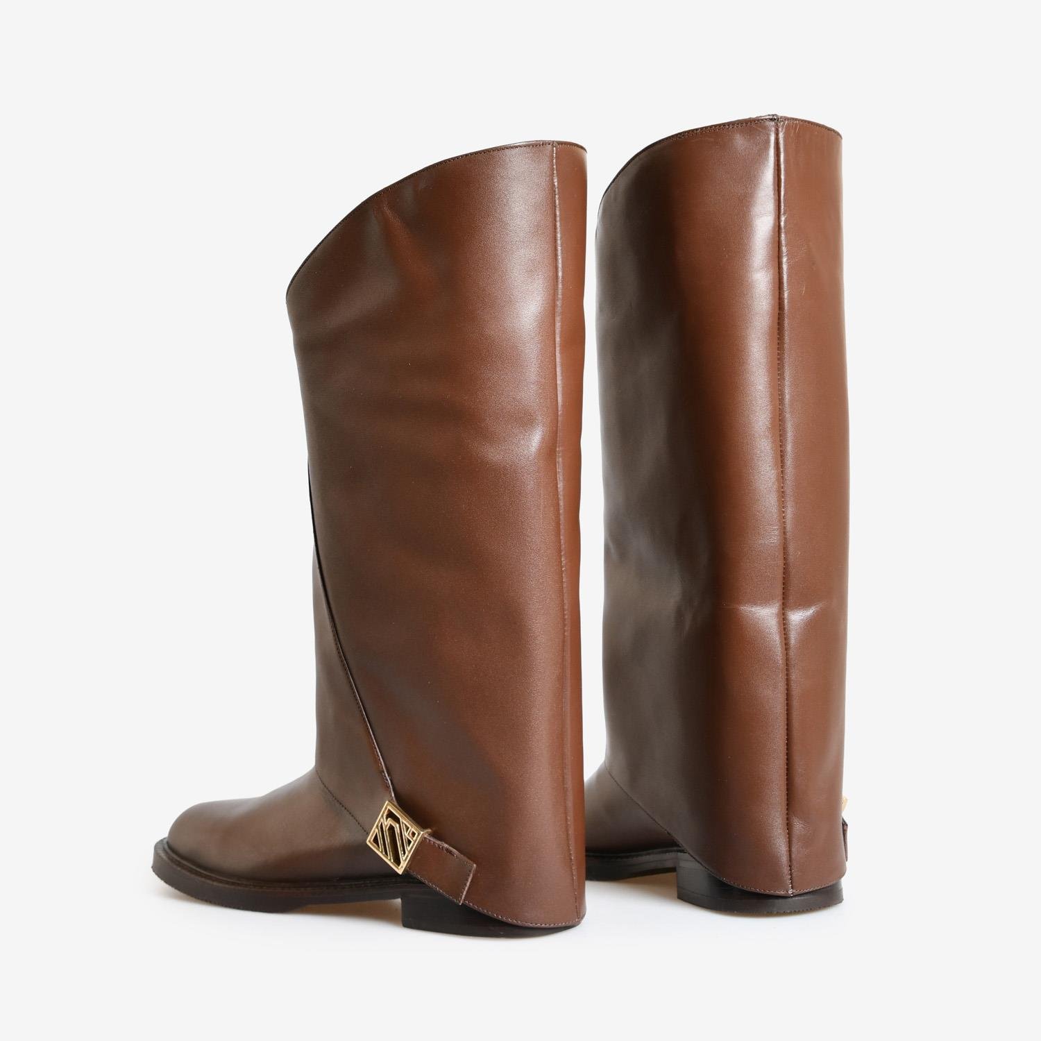 Kahve Deri Düz Kadın Çizme