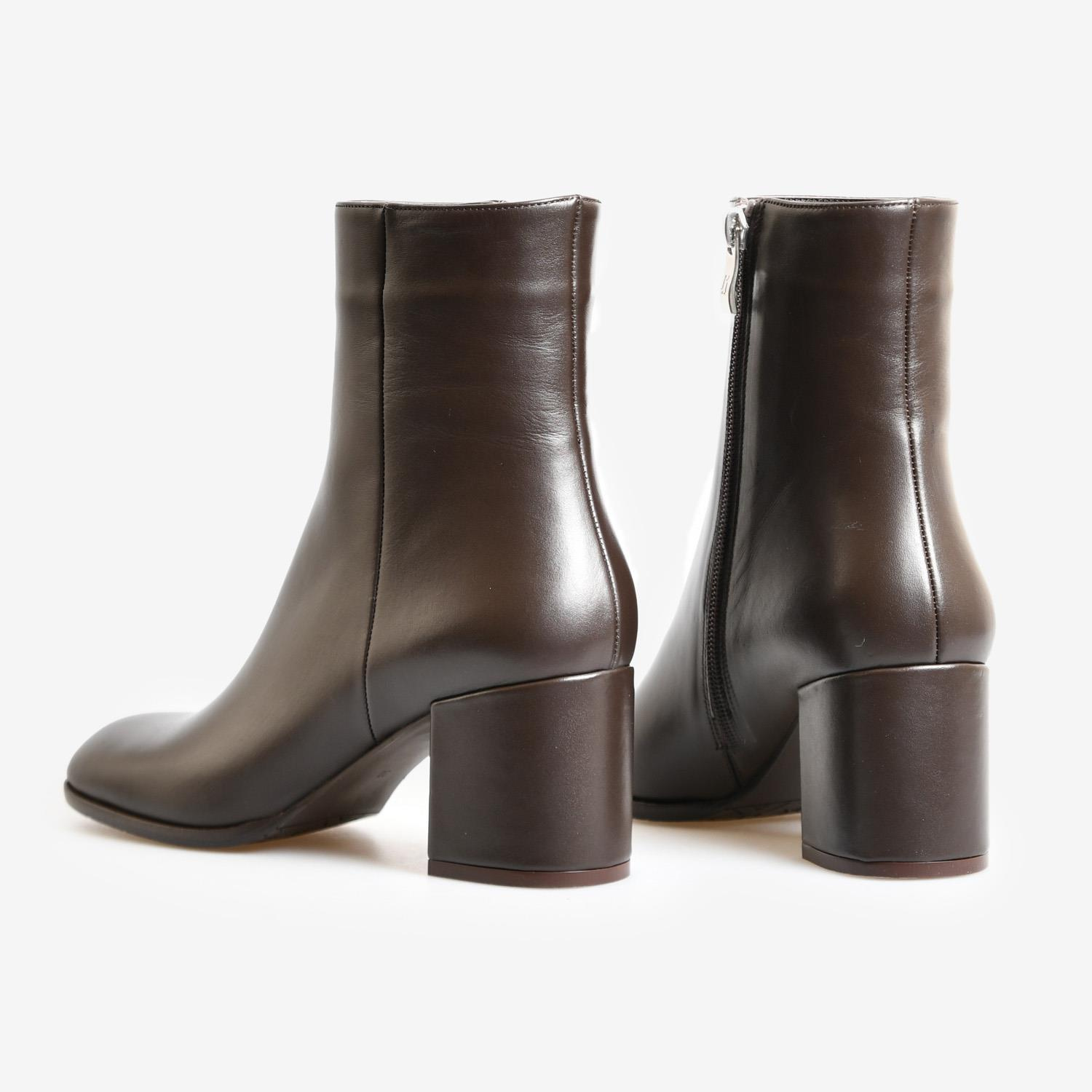 Kahve Deri Kadın Abiye Bot