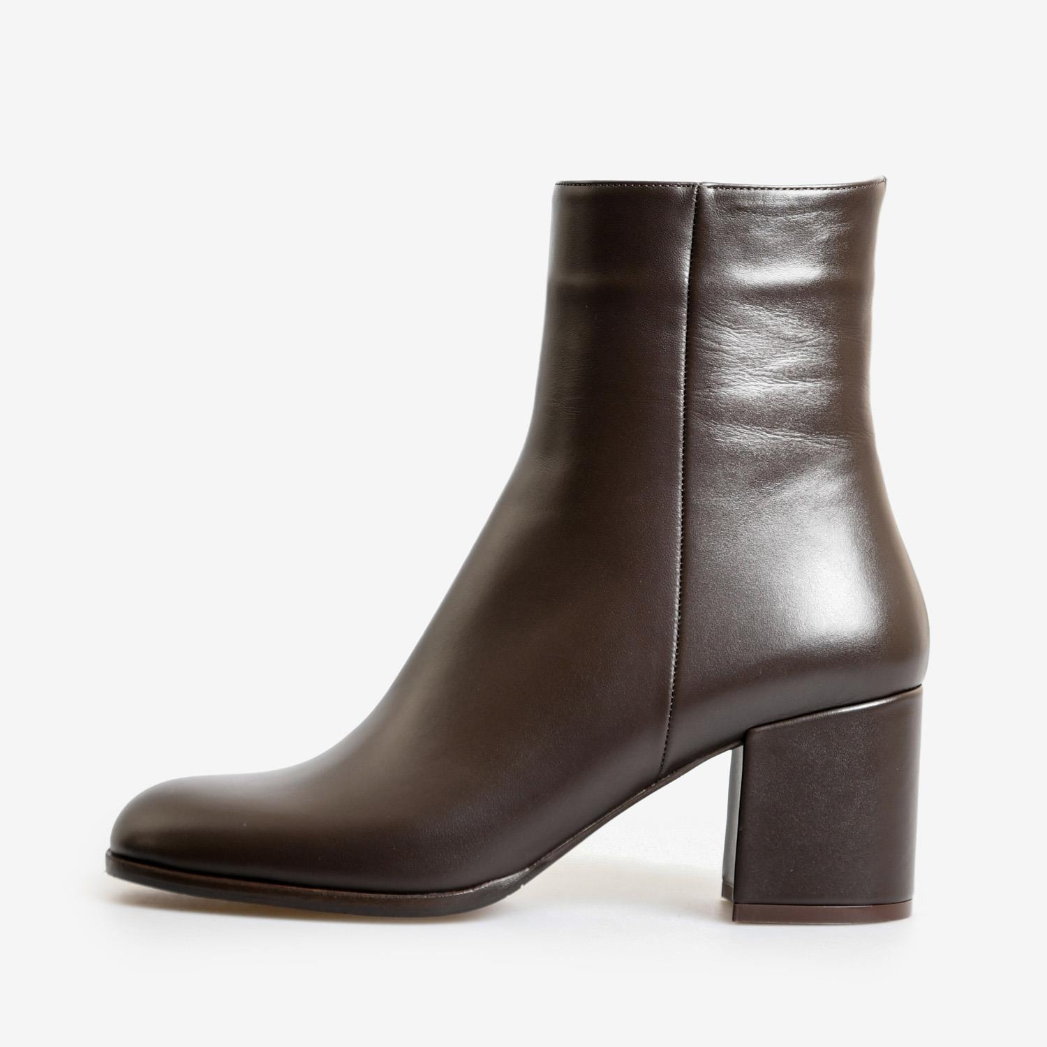 Kahve Deri Kadın Abiye Bot