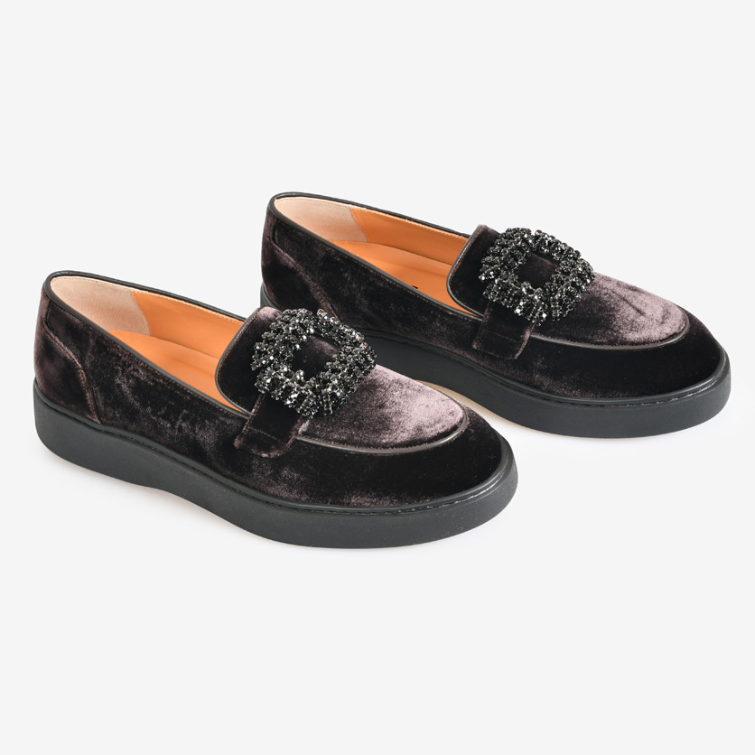 Kahve Kadife Taşlı Kadın Loafer
