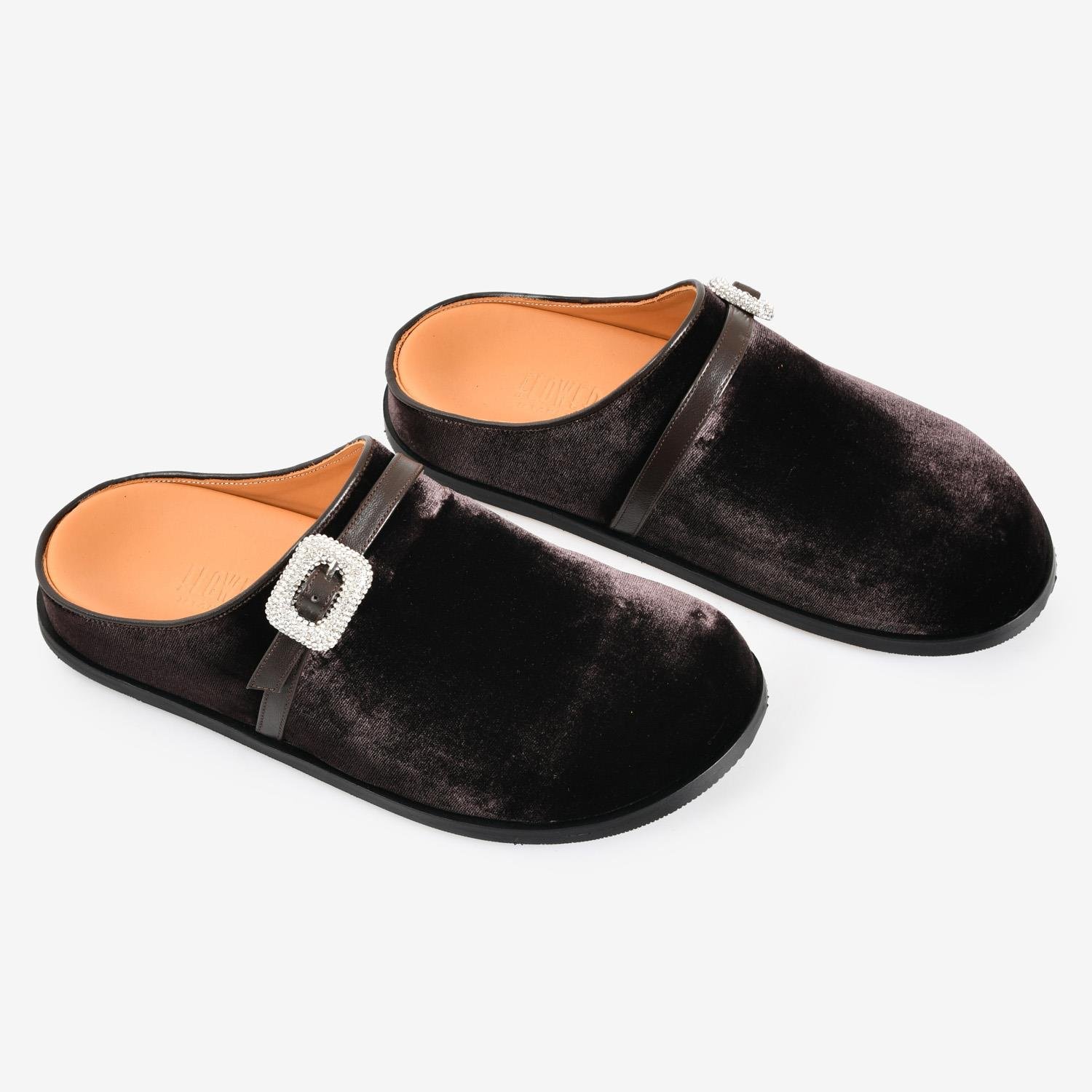 Kahve Kadife Taşlı Tokalı Düz Kadın Abiye Terlik