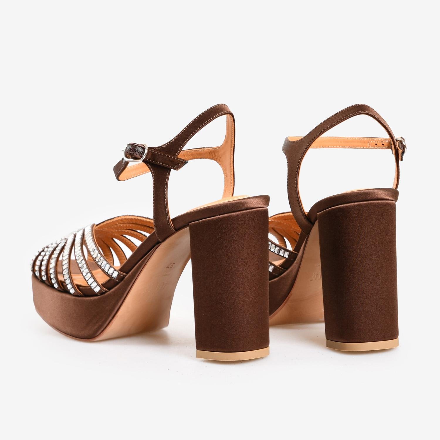 Kahve Saten Taşlı Kadın Abiye Sandalet