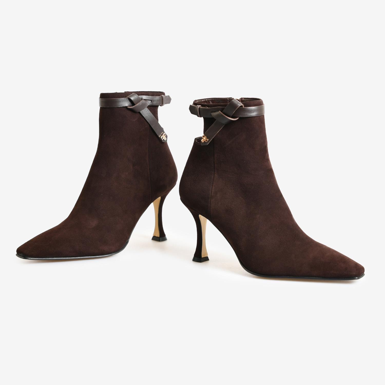 Kahve Süet Kadın Abiye Bot