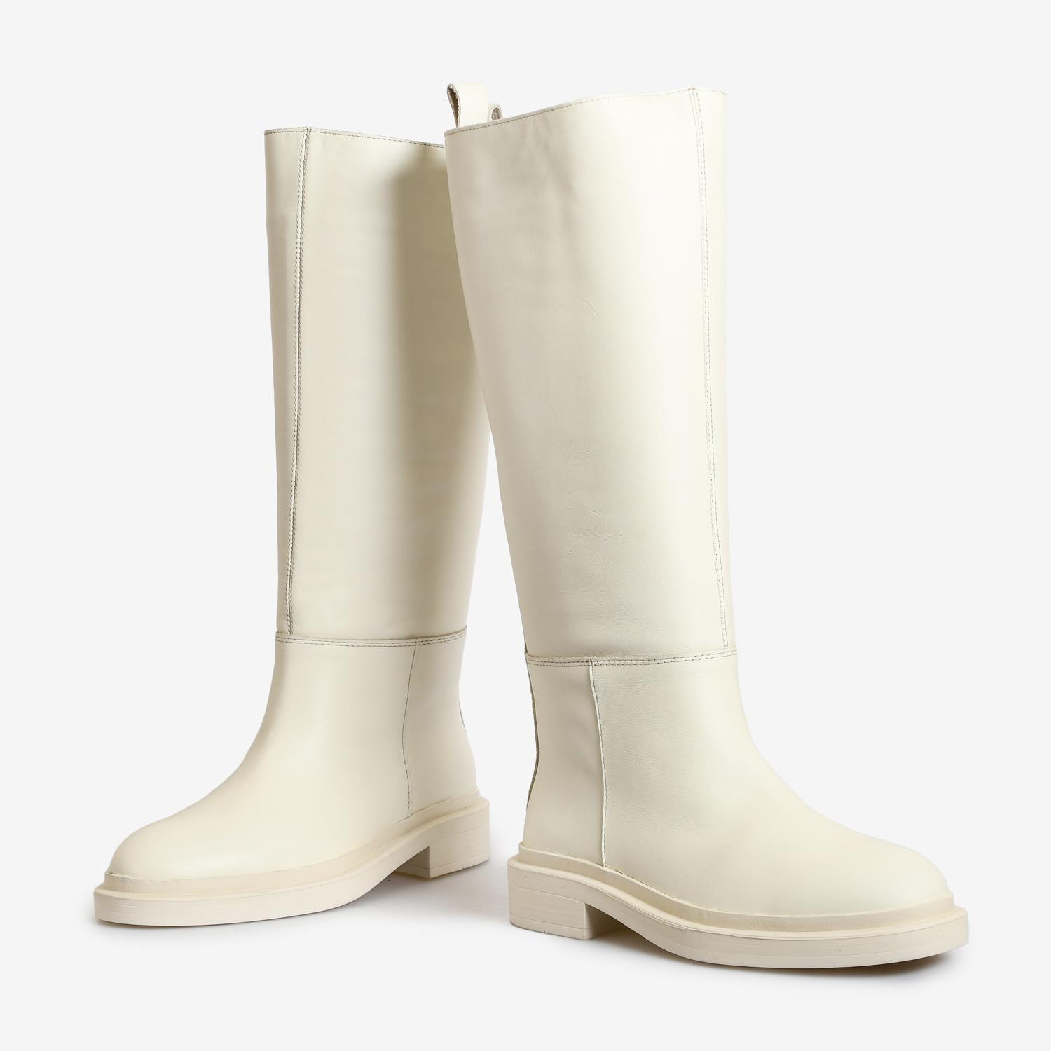 Krem Deri Kadın Çizme