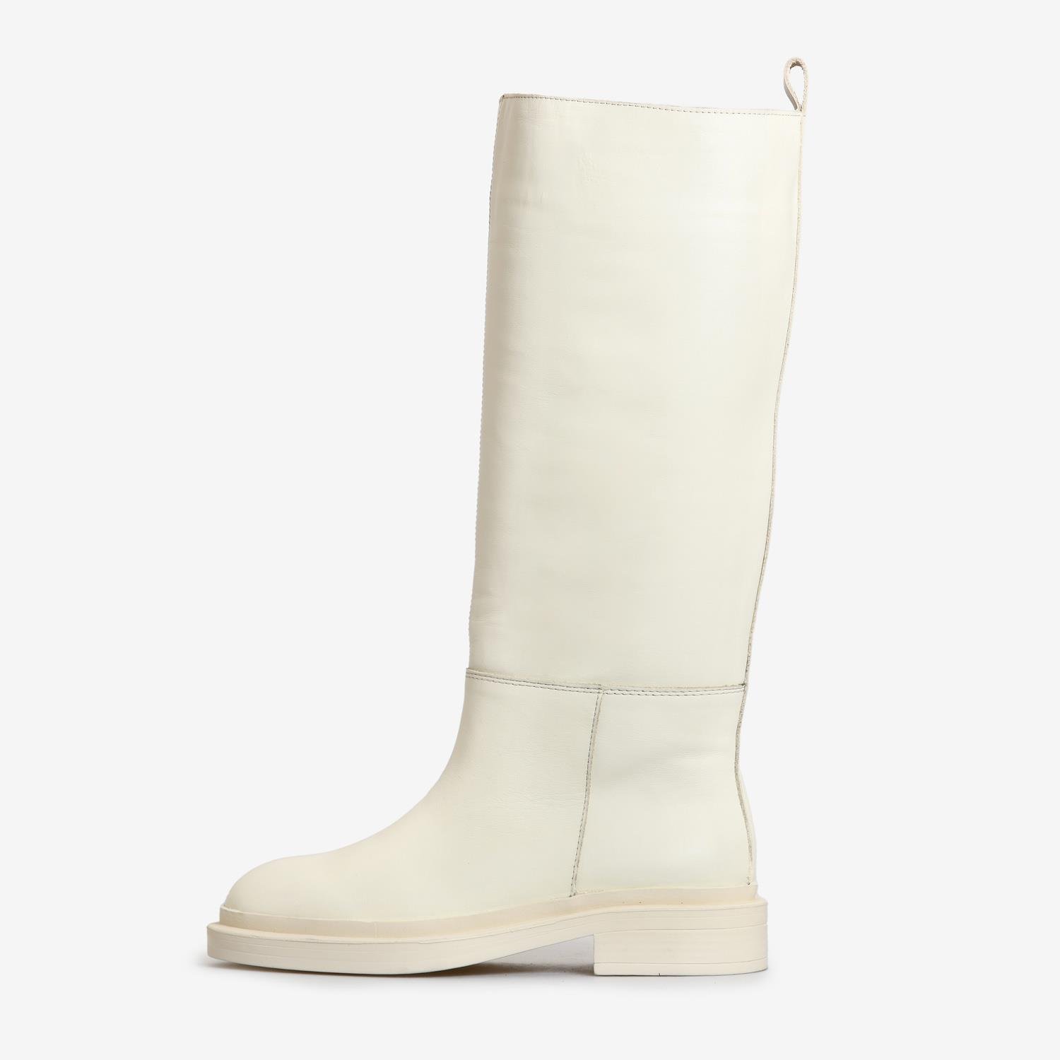 Krem Deri Kadın Çizme