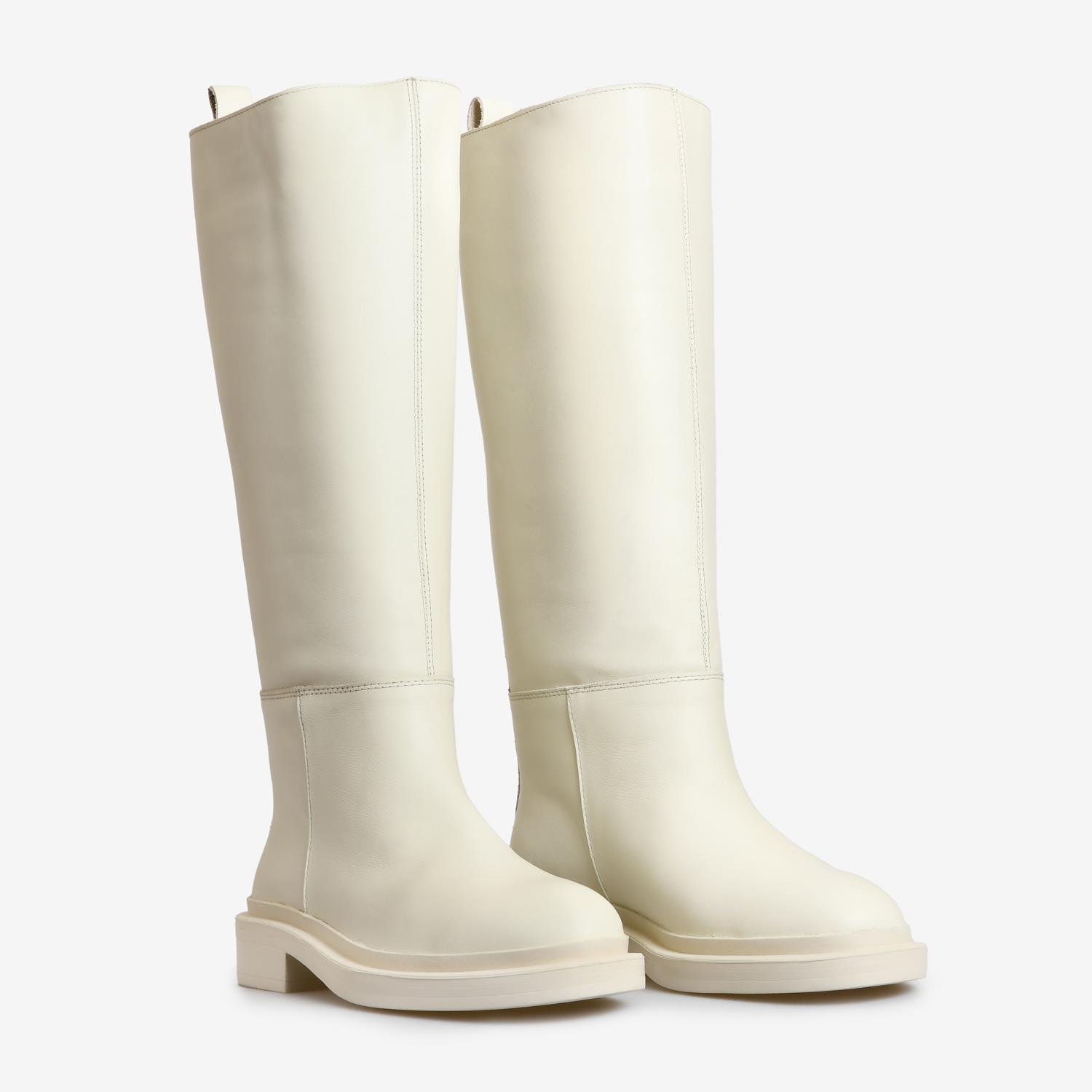 Krem Deri Kadın Çizme