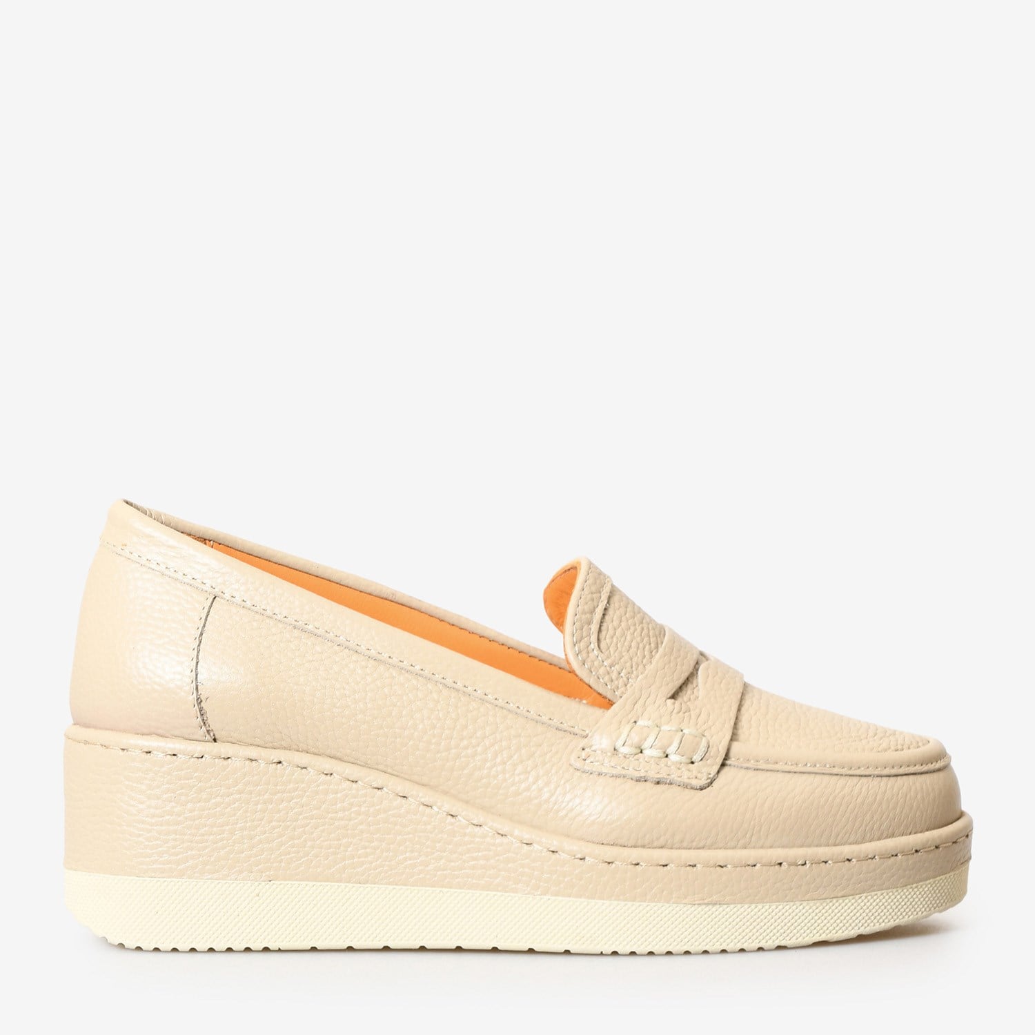 Kum Deri Dolgu Topuk Kadın Loafer
