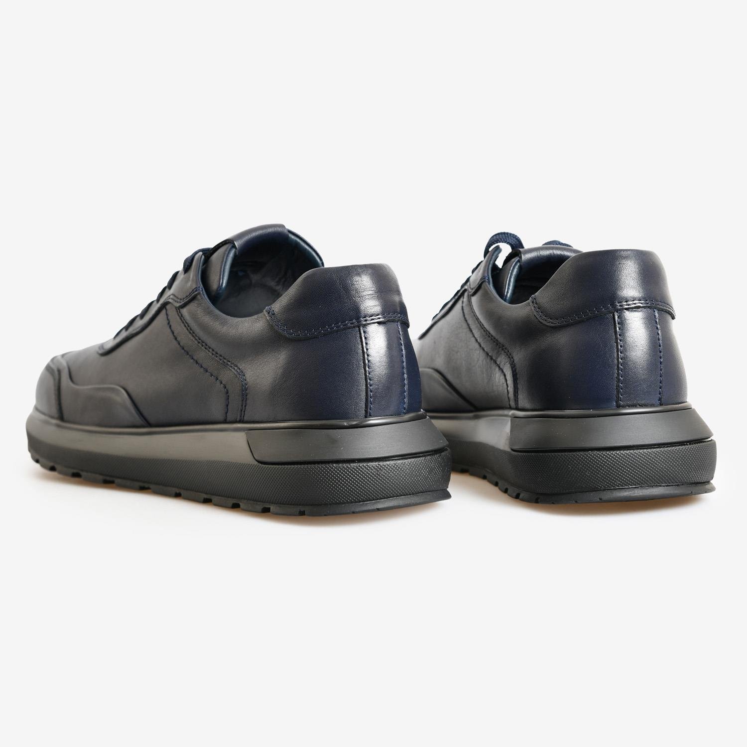 Lacivert Deri Bağcıklı Erkek Spor Ayakkabı