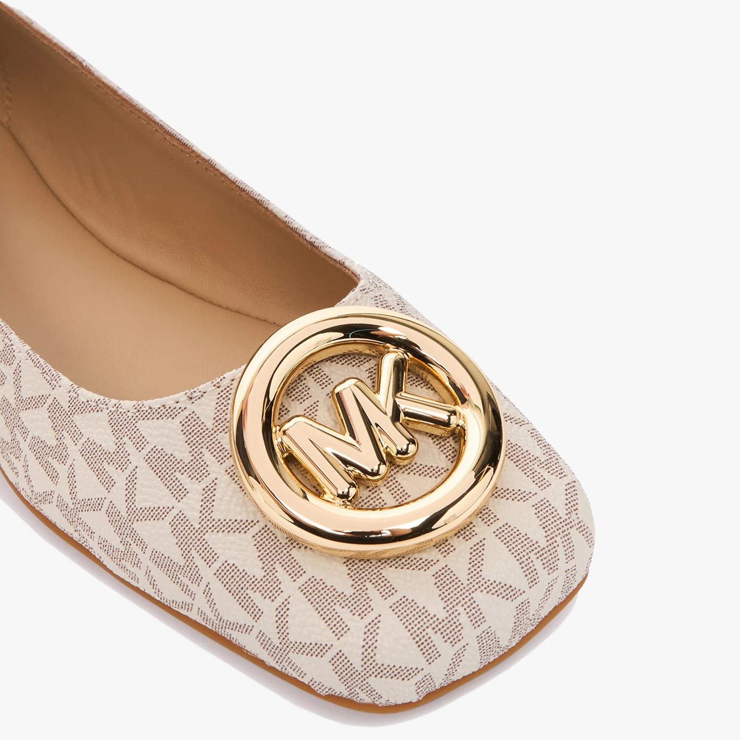 Michael Kors Bej Kadın Babet