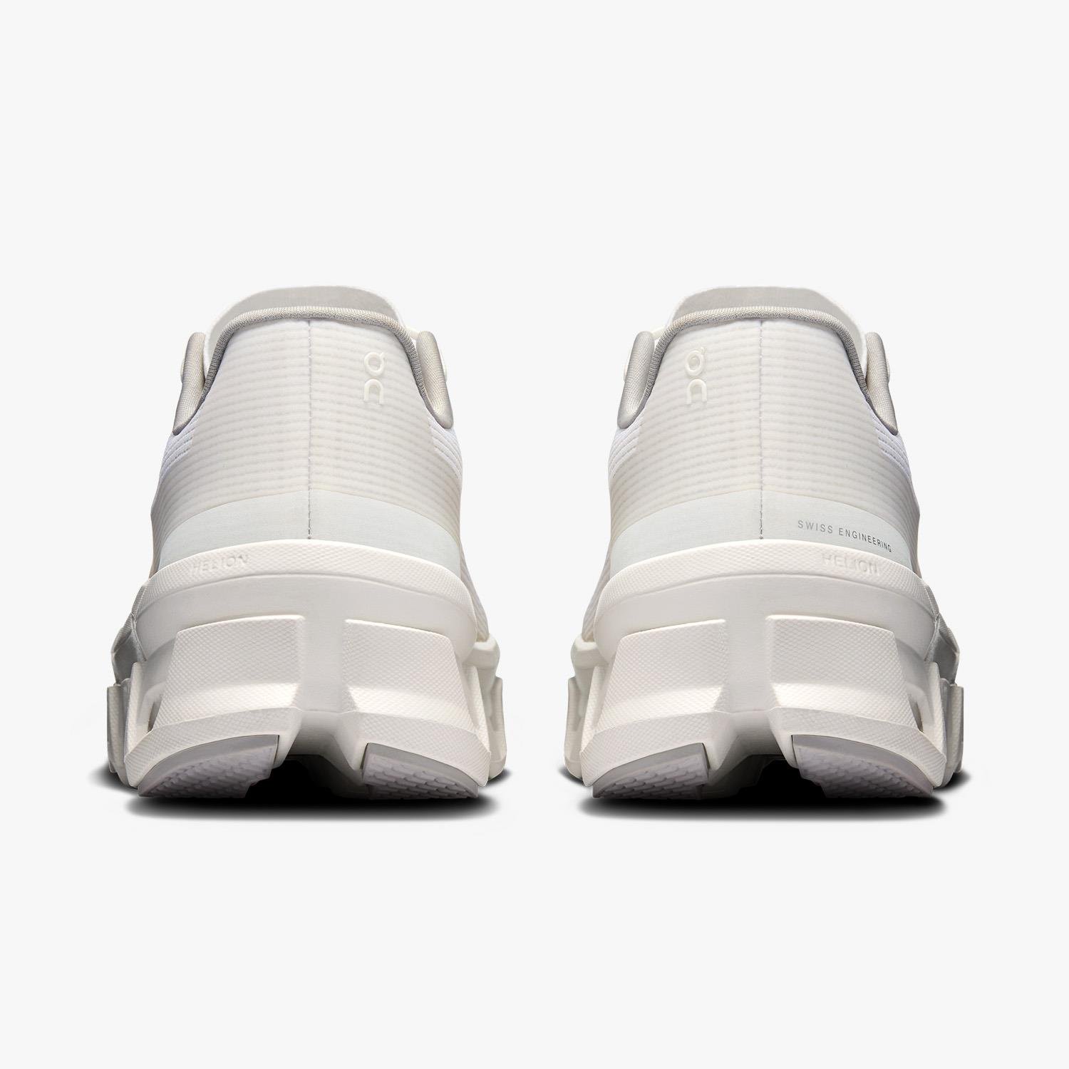 On Runnıng Beyaz Cloudmonster Void Kadın Koşu Ayakkabısı