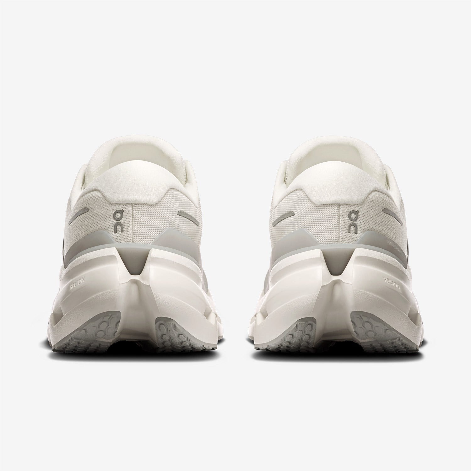On Running Beyaz  Cloudrunner 3 Erkek Koşu Ayakkabısı