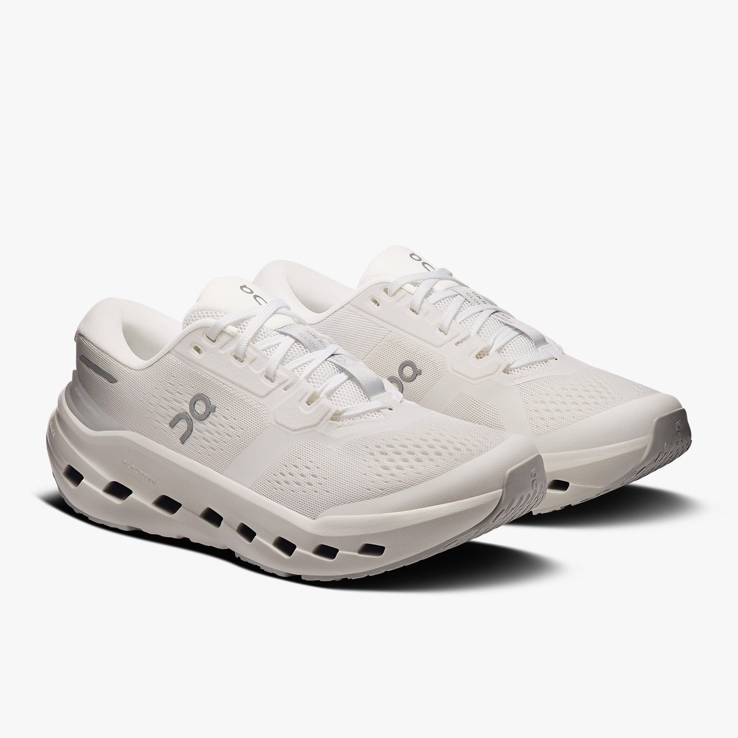 On Running Beyaz  Cloudrunner 3 Kadın Koşu Ayakkabısı