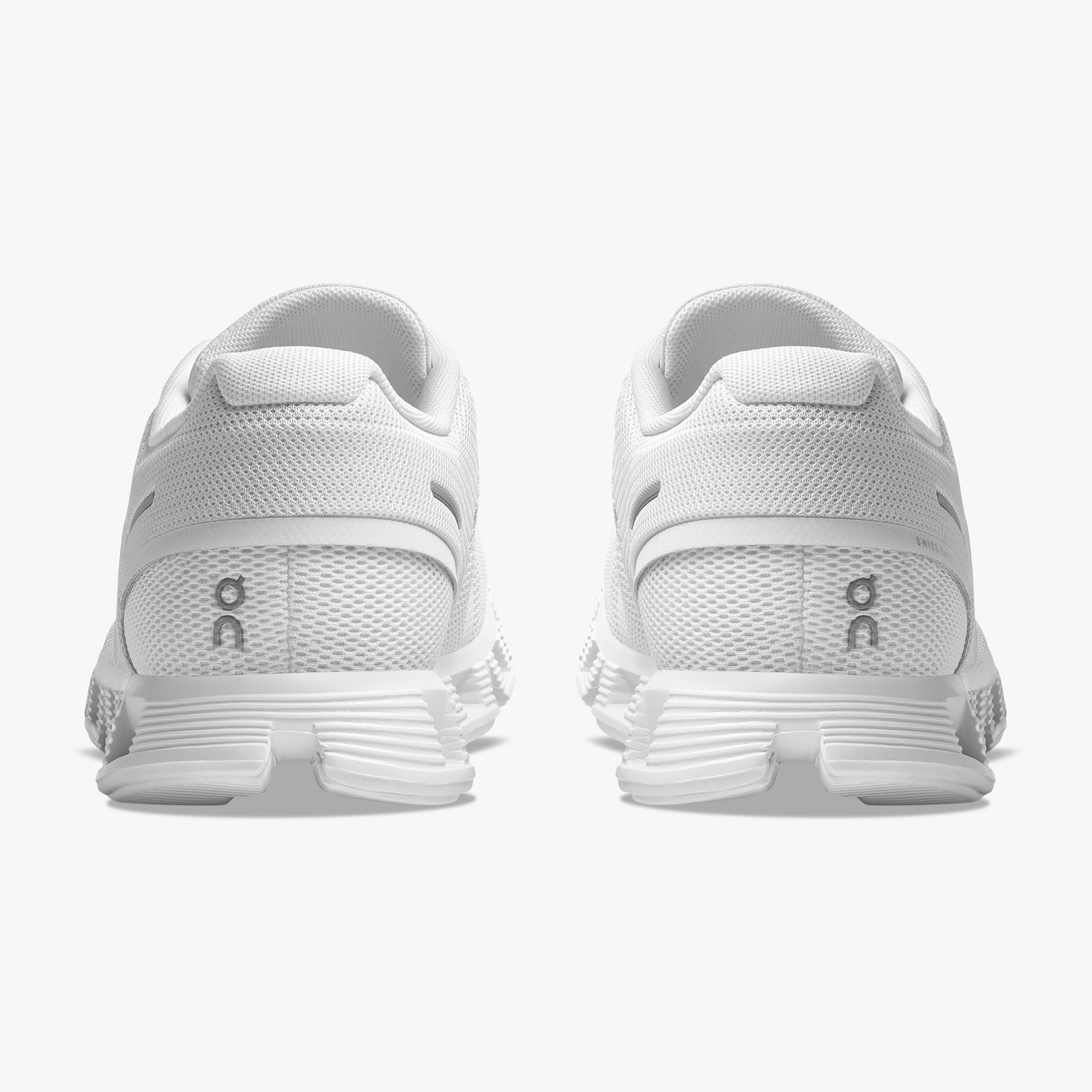 On Runnıng Cloud 5 Beyaz Kadın Spor Ayakkabı