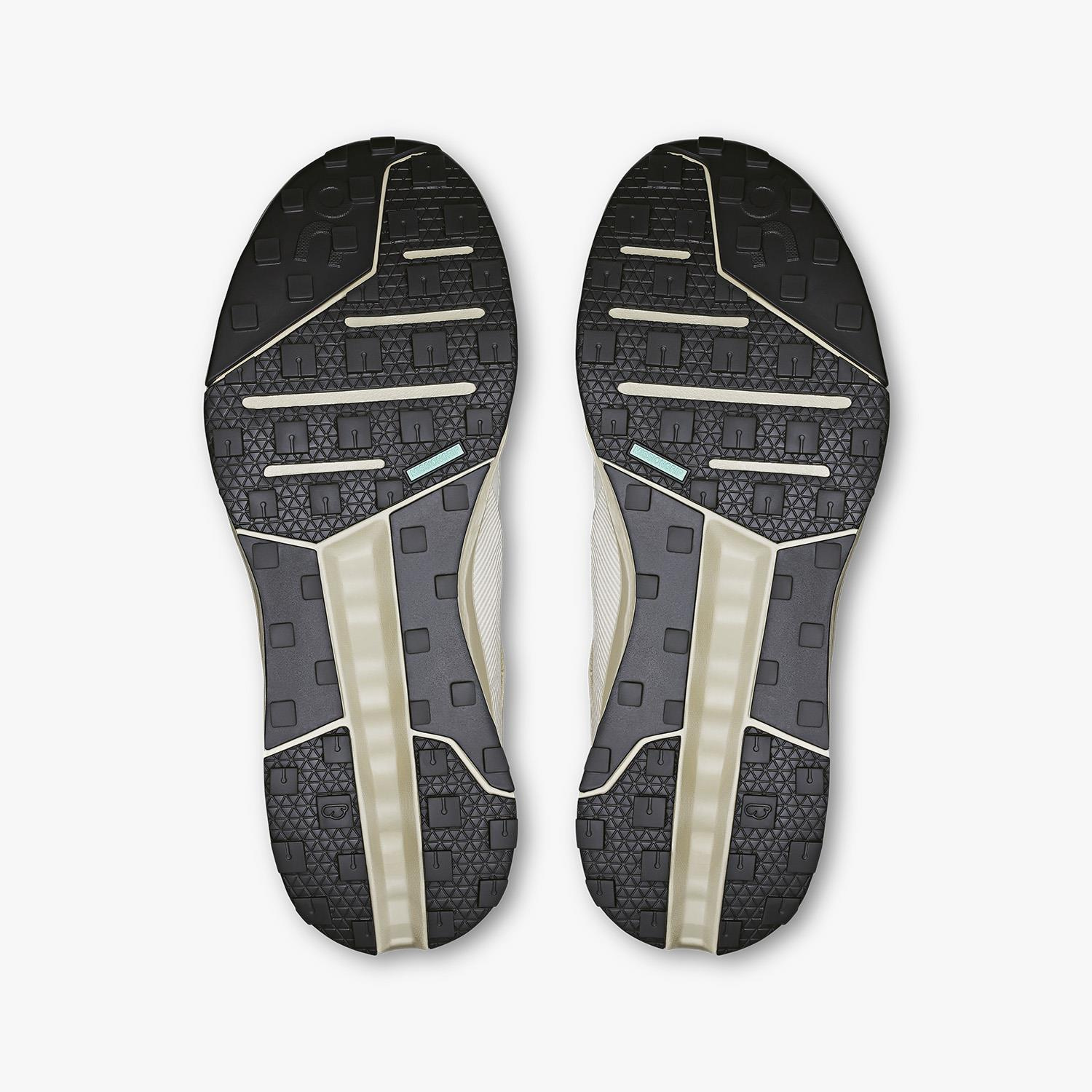 On Running Cloudhorizon Waterproof Krem Erkek Koşu Ayakkabısı