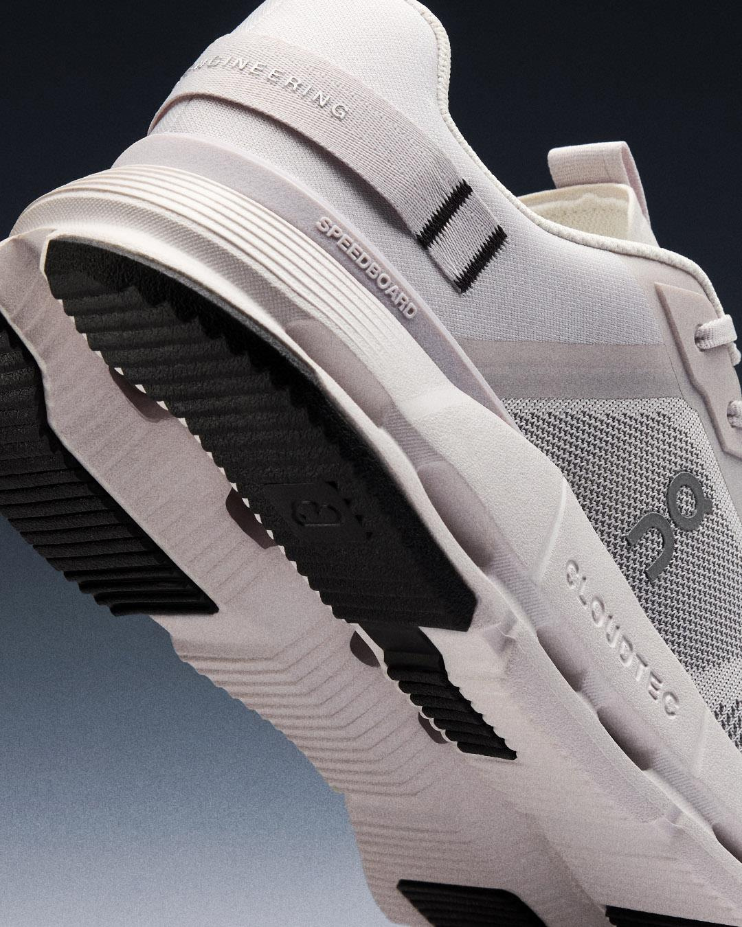 On Running Cloudnova Form 2 TT Gri Erkek Koşu Ayakkabısı