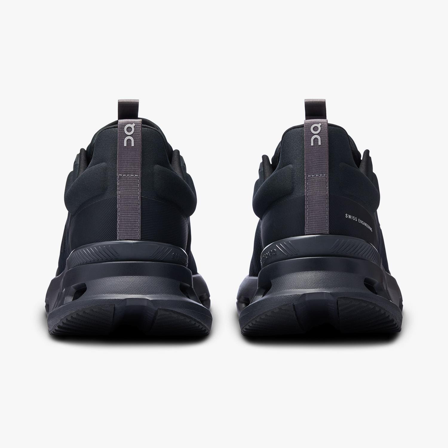 On Running Cloudnova X Siyah Erkek Koşu Ayakkabısı