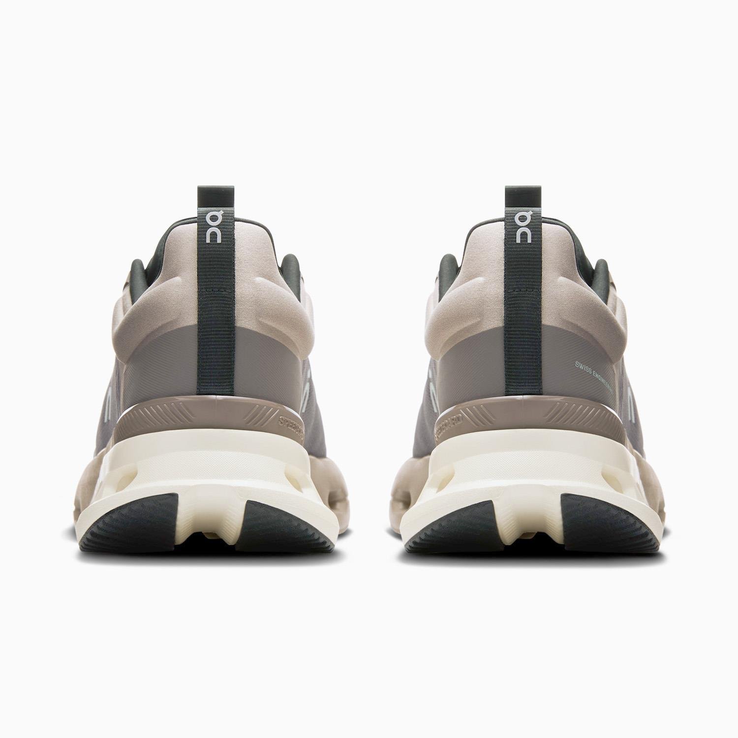 On Running Cloudnova X Siyah Erkek Koşu Ayakkabısı