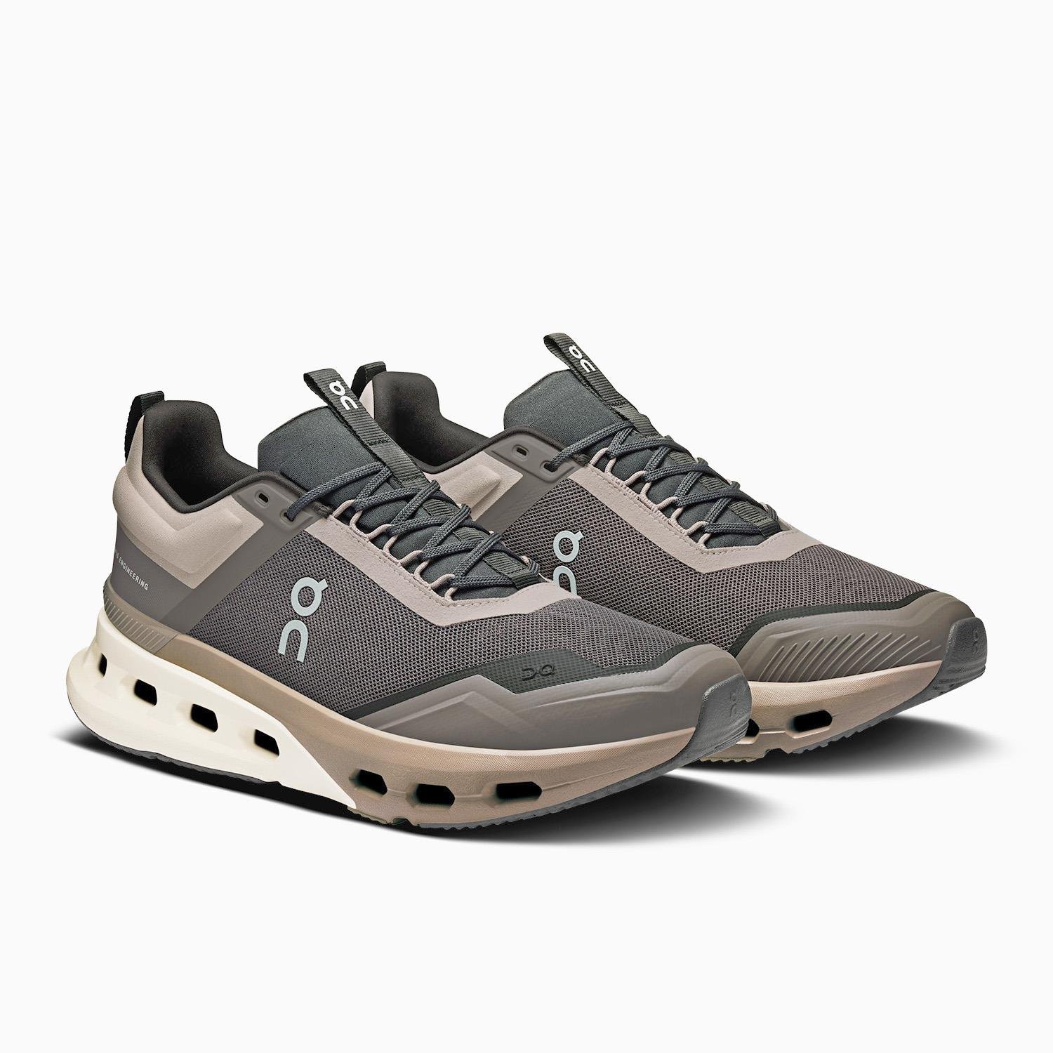 On Running Cloudnova X Siyah Erkek Koşu Ayakkabısı