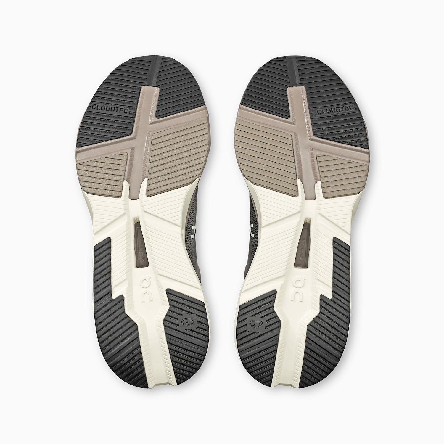 On Running Cloudnova X Siyah Erkek Koşu Ayakkabısı