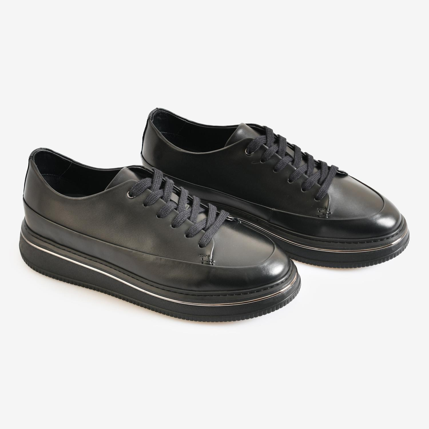 Siyah Deri Bağcıklı Erkek Spor Ayakkabı