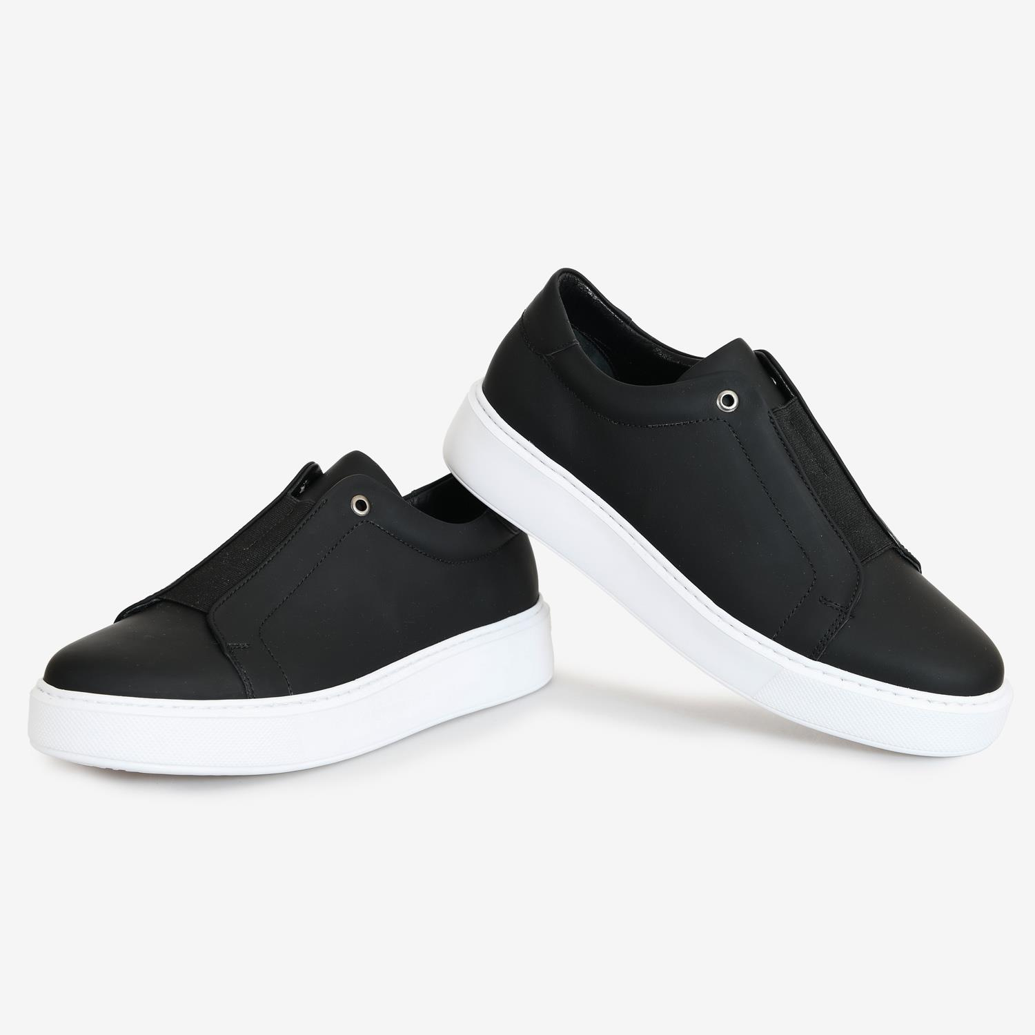 Siyah Deri Bağcıksız Erkek Sneakers
