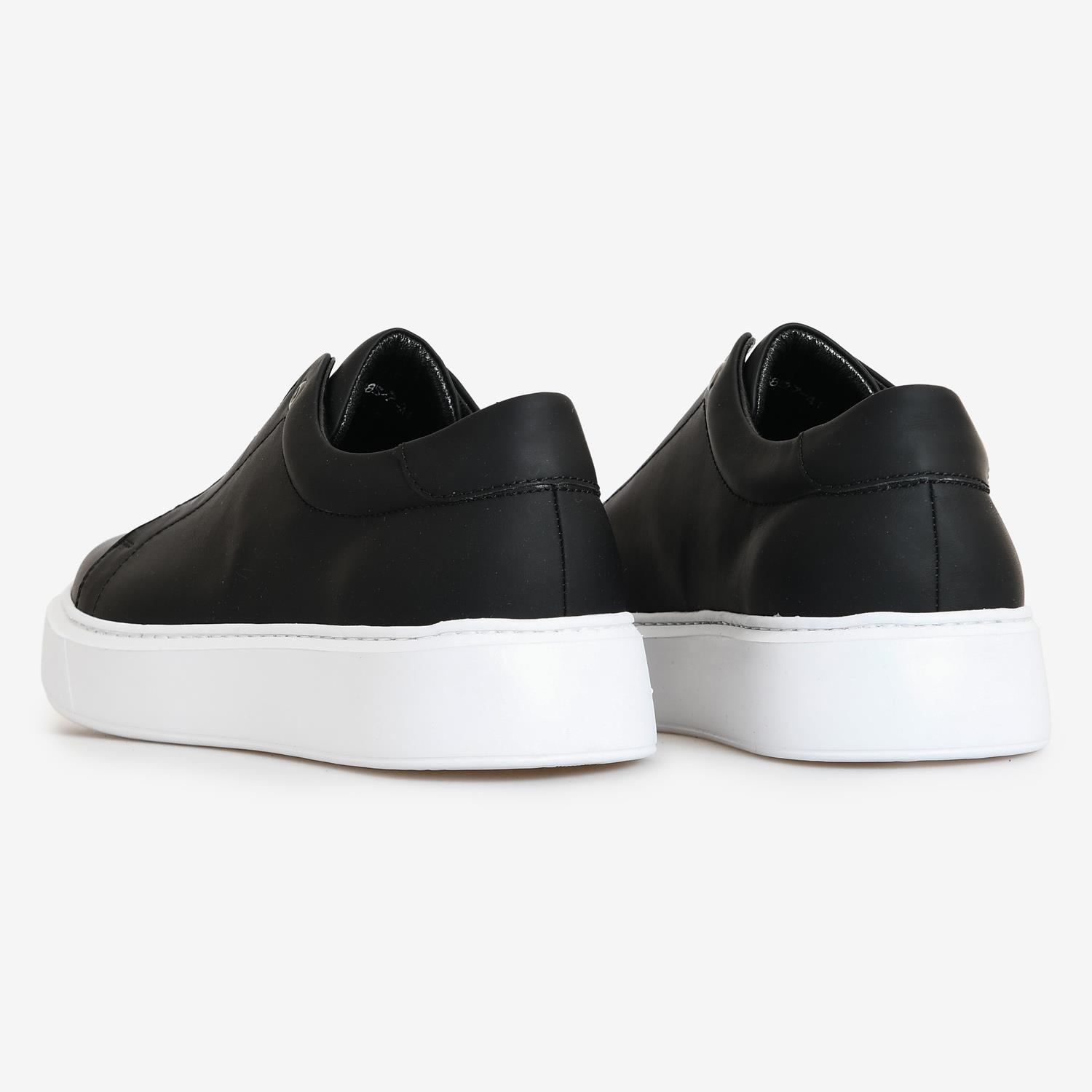 Siyah Deri Bağcıksız Erkek Sneakers