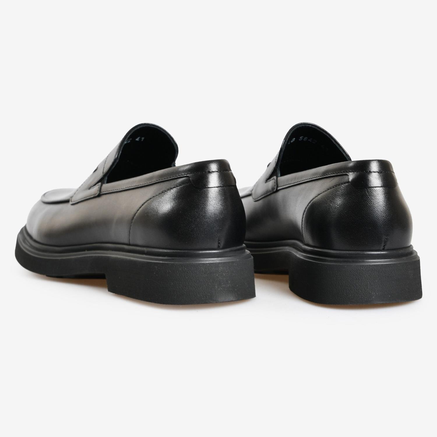 Siyah Deri Erkek Bağcıksız Klasik Ayakkabı