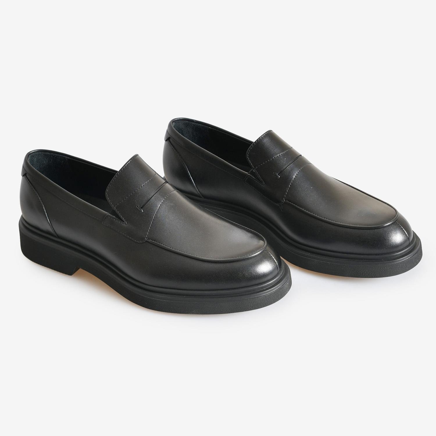 Siyah Deri Erkek Bağcıksız Klasik Ayakkabı