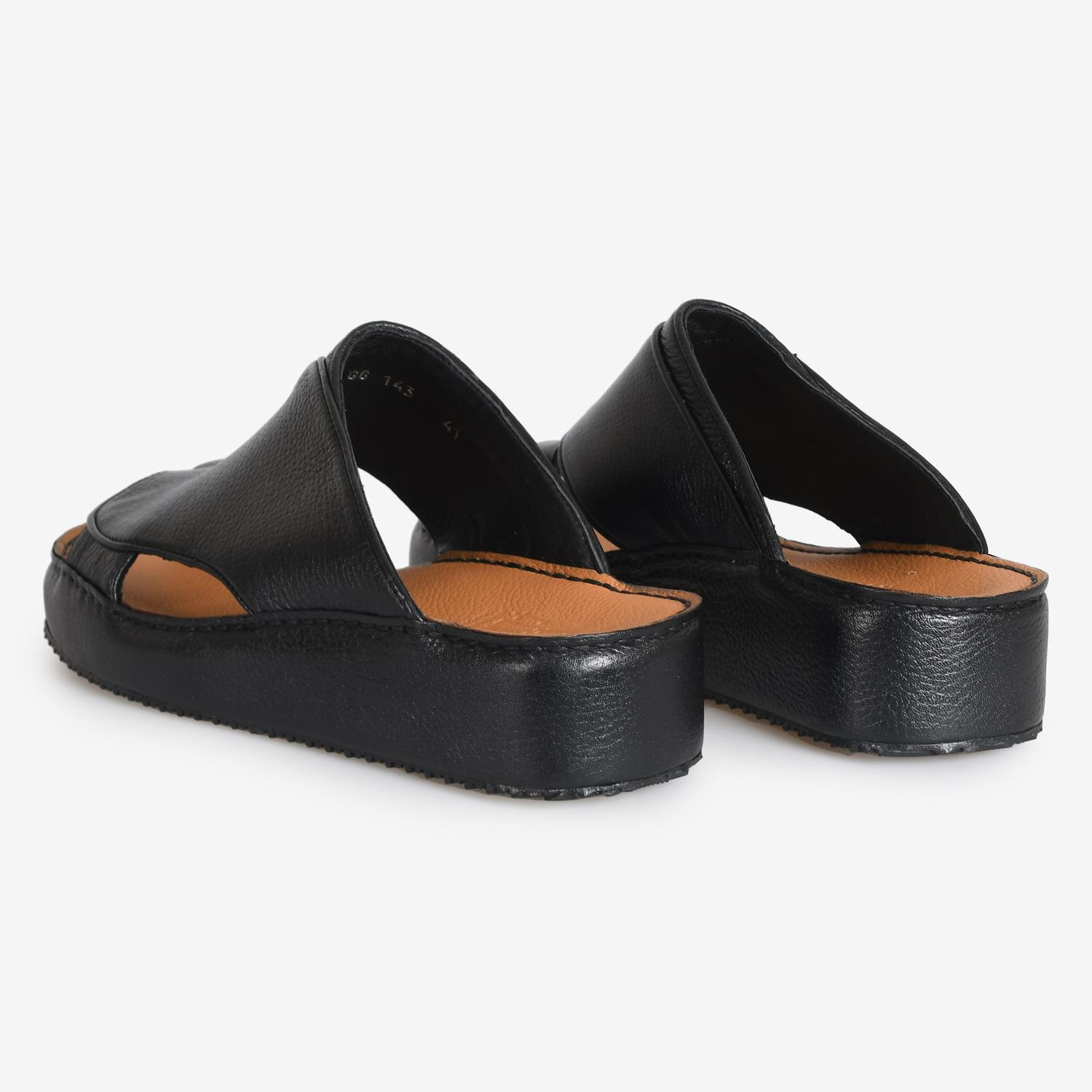 Siyah Deri Erkek Terlik