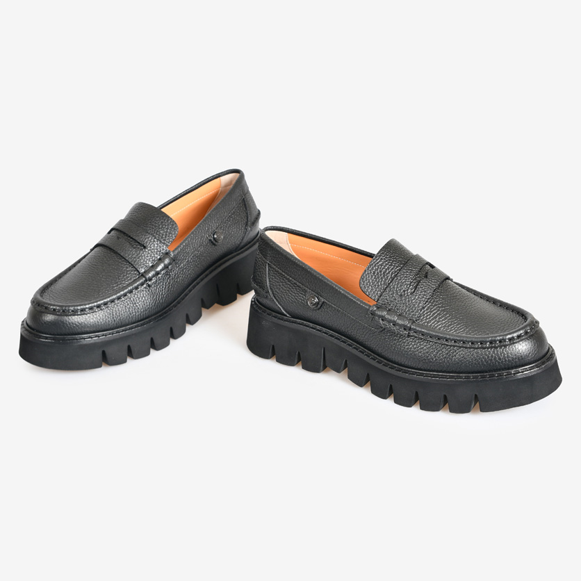 Siyah Deri Kadın Loafer