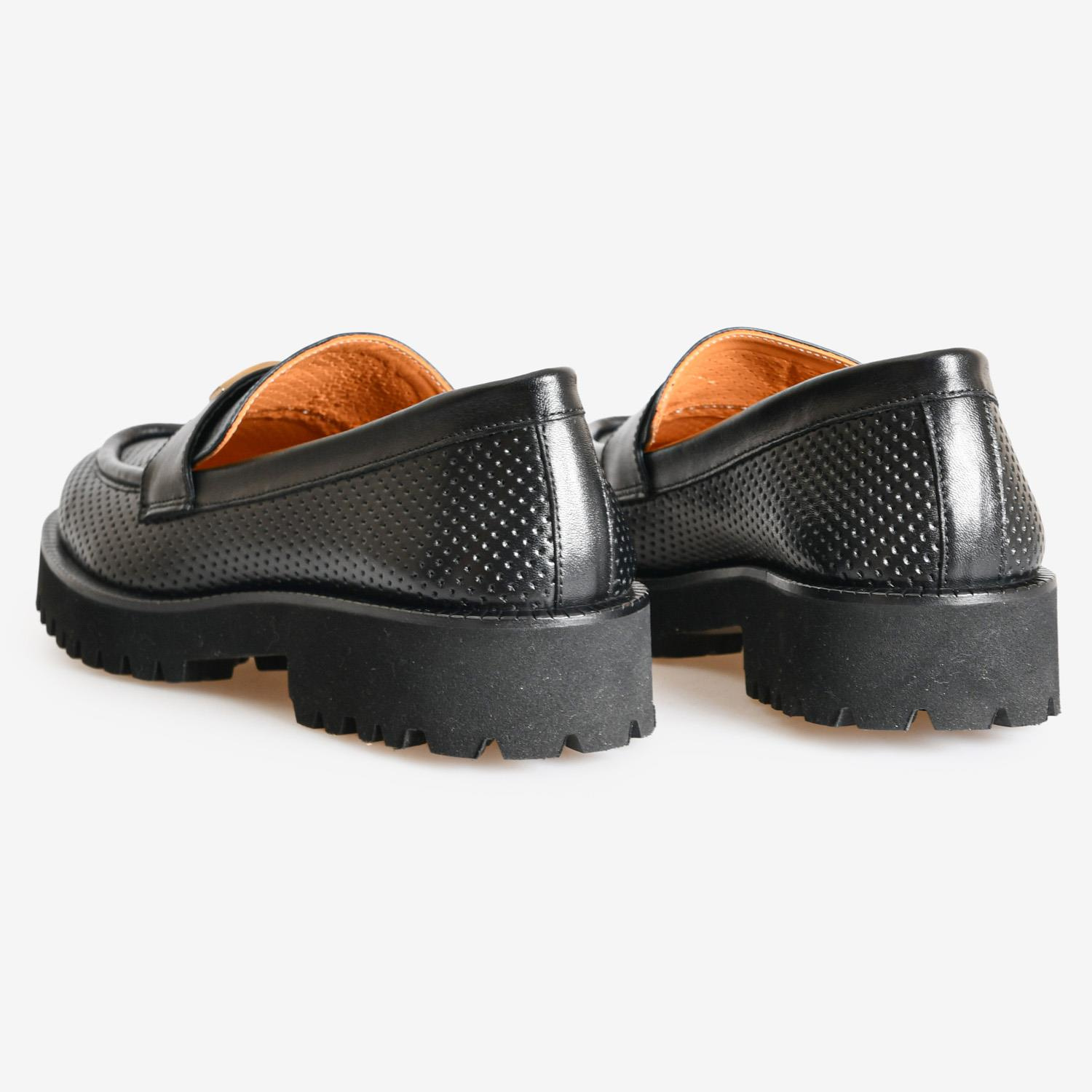 Siyah Deri Kadın Loafer