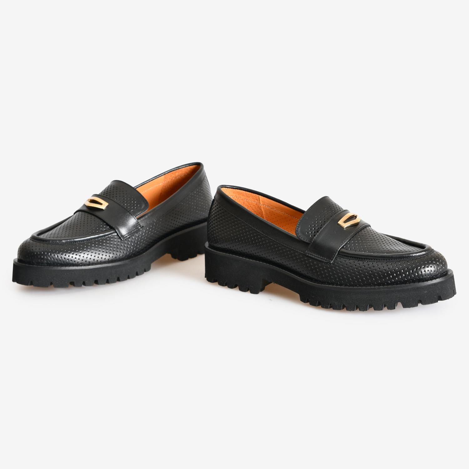 Siyah Deri Kadın Loafer