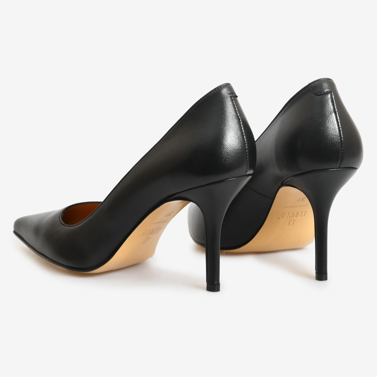 Siyah Deri Kadın Stiletto