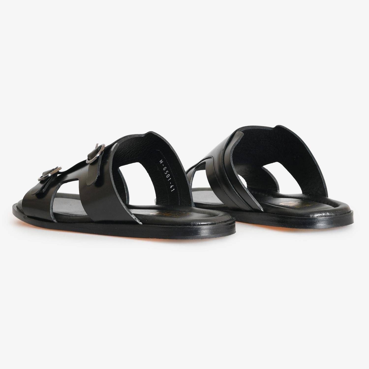 Siyah Deri Kemer Detaylı Erkek Terlik