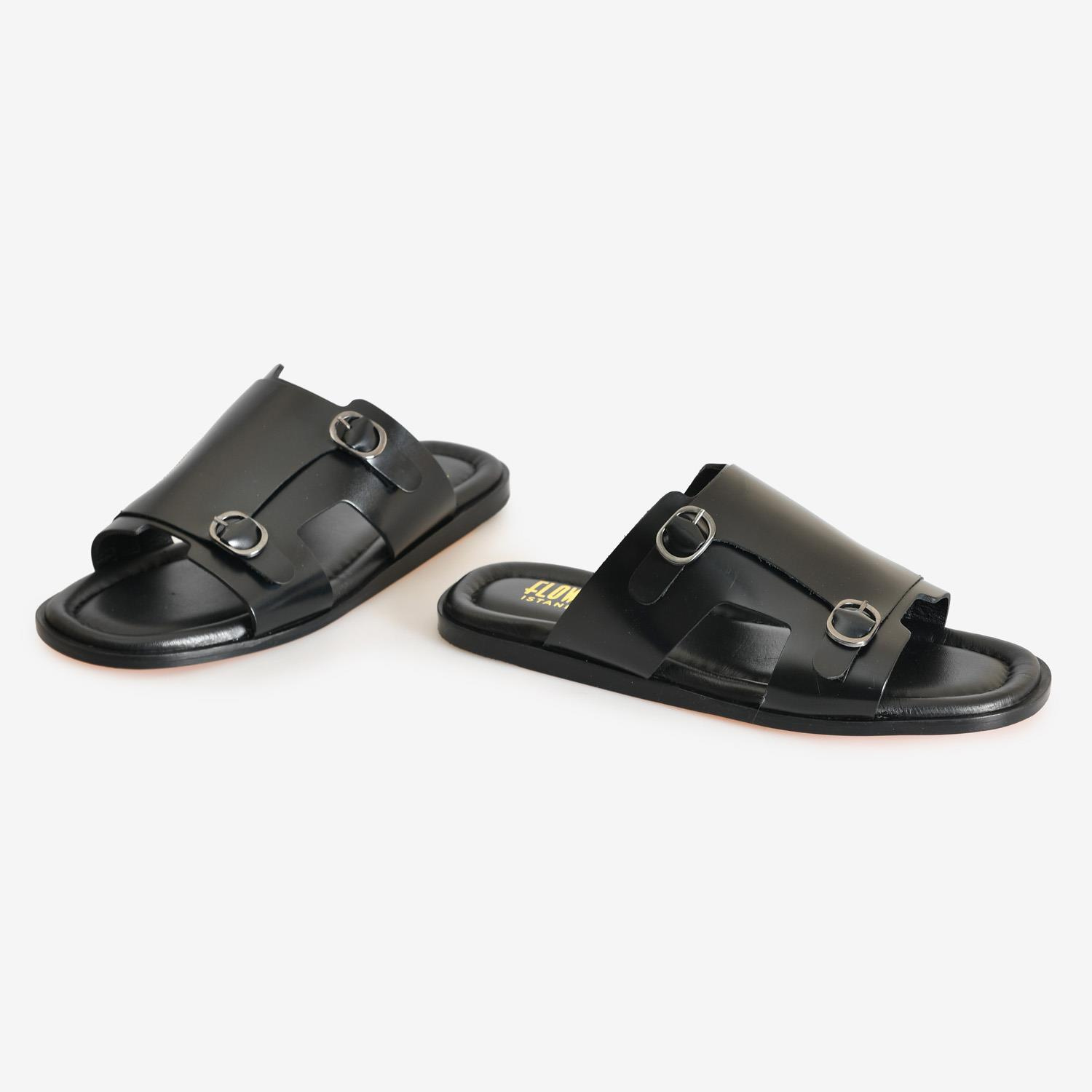 Siyah Deri Kemer Detaylı Erkek Terlik