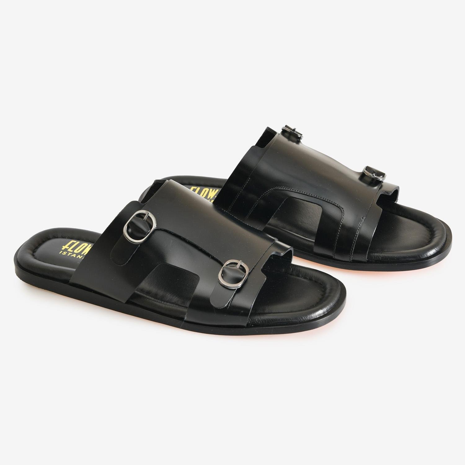 Siyah Deri Kemer Detaylı Erkek Terlik