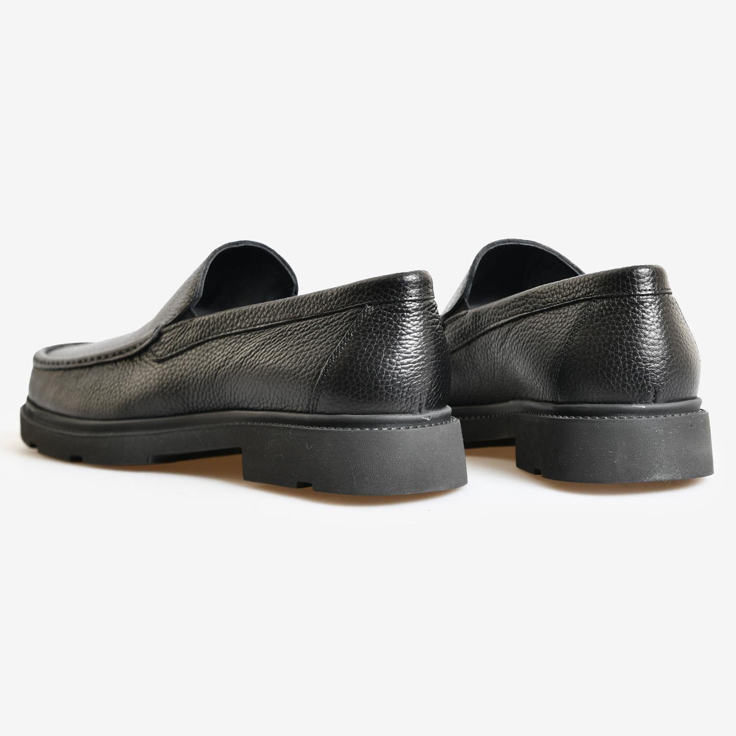 Siyah Deri Logo Detaylı Erkek Loafer