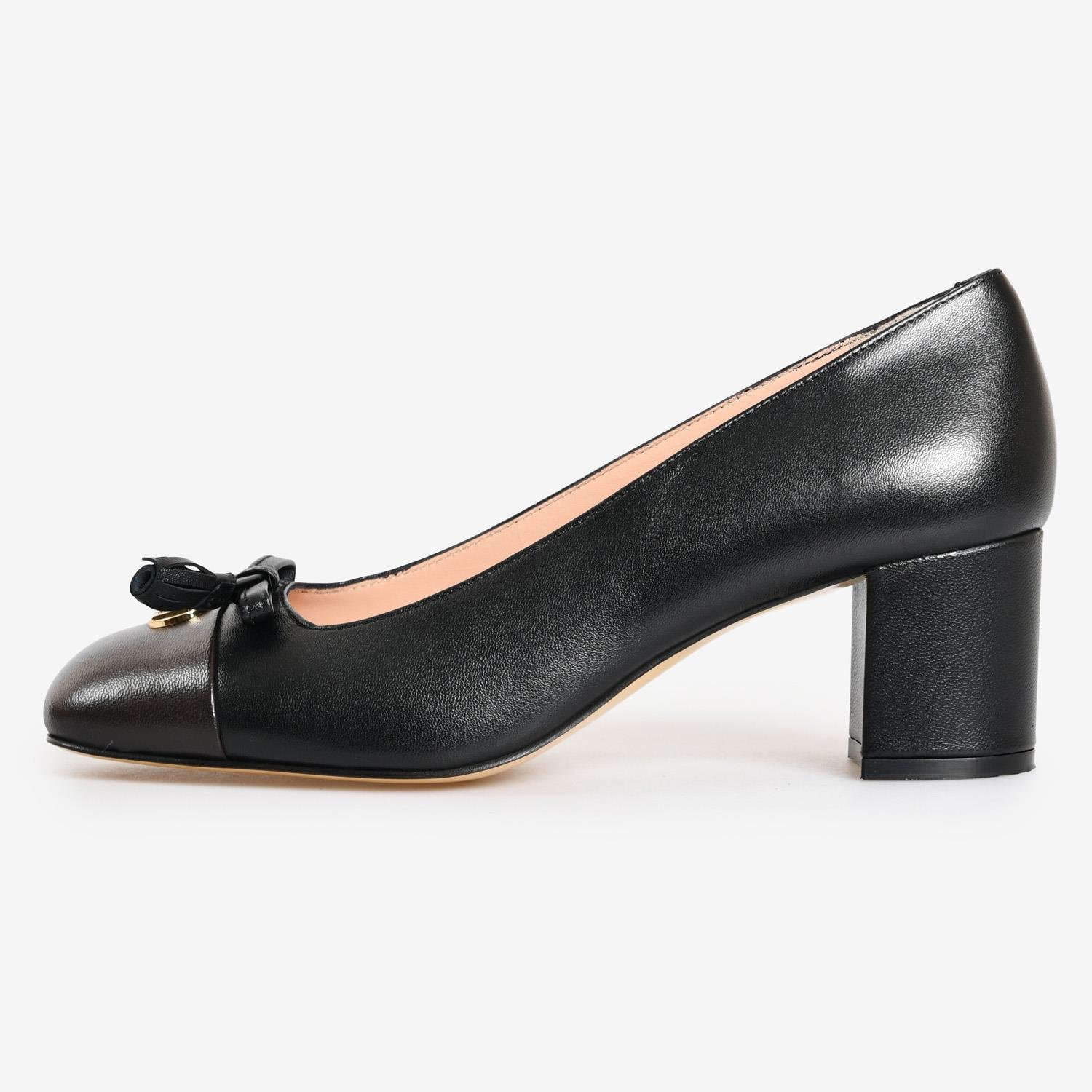 Siyah Deri Logolu Fiyonk Detaylı Kadın Abiye Ayakkabı