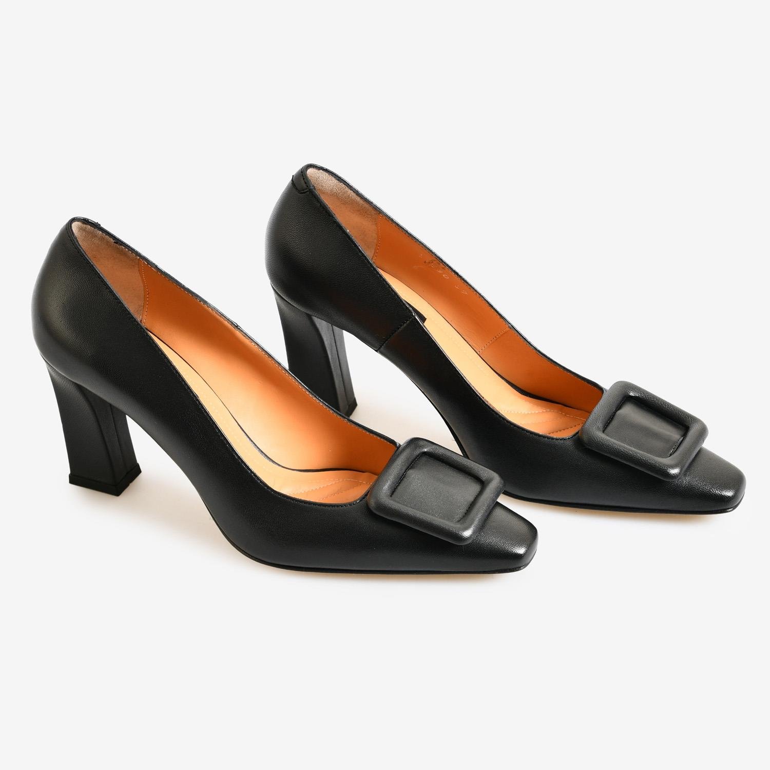 Siyah Deri Toka Detaylı Kadın Abiye Ayakkabı