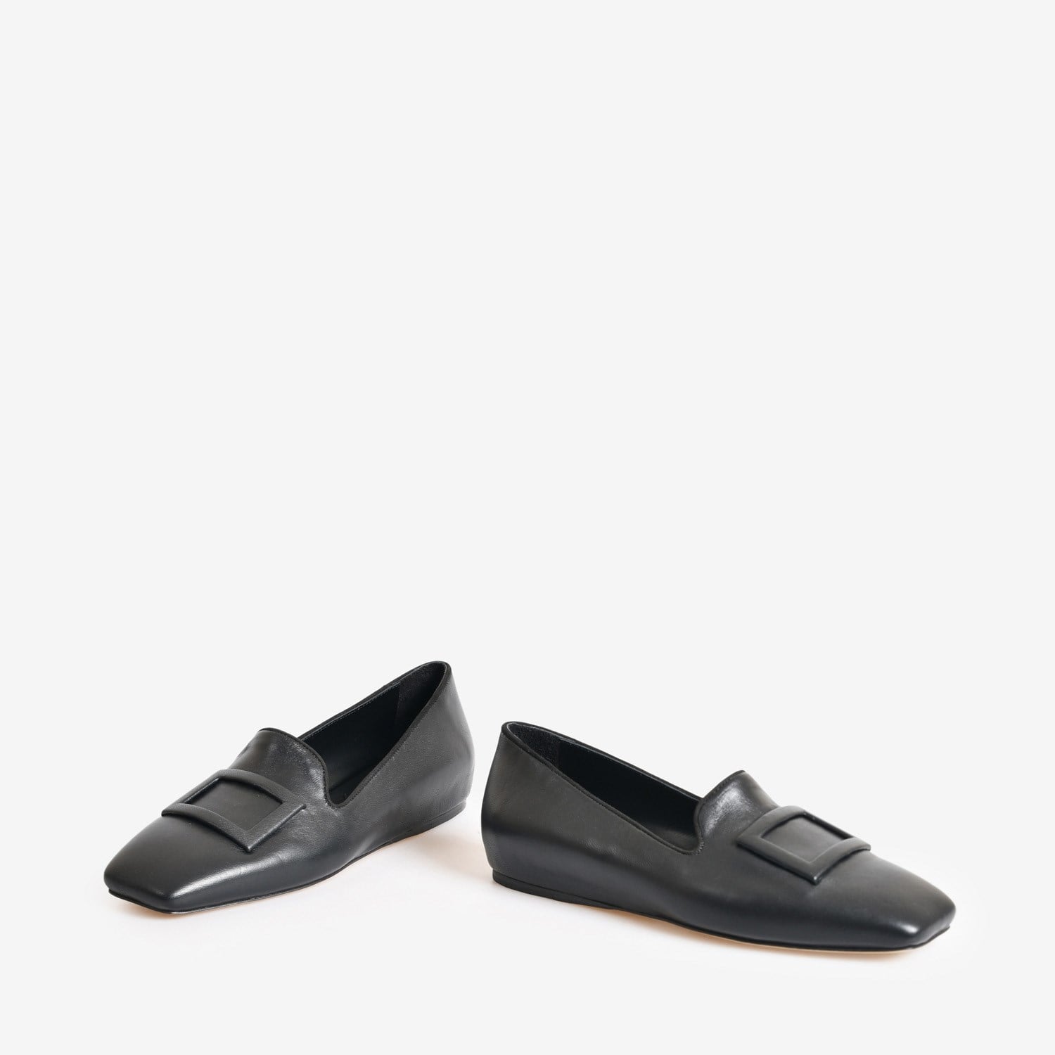 Siyah Deri Toka Detaylı Kadın Loafer