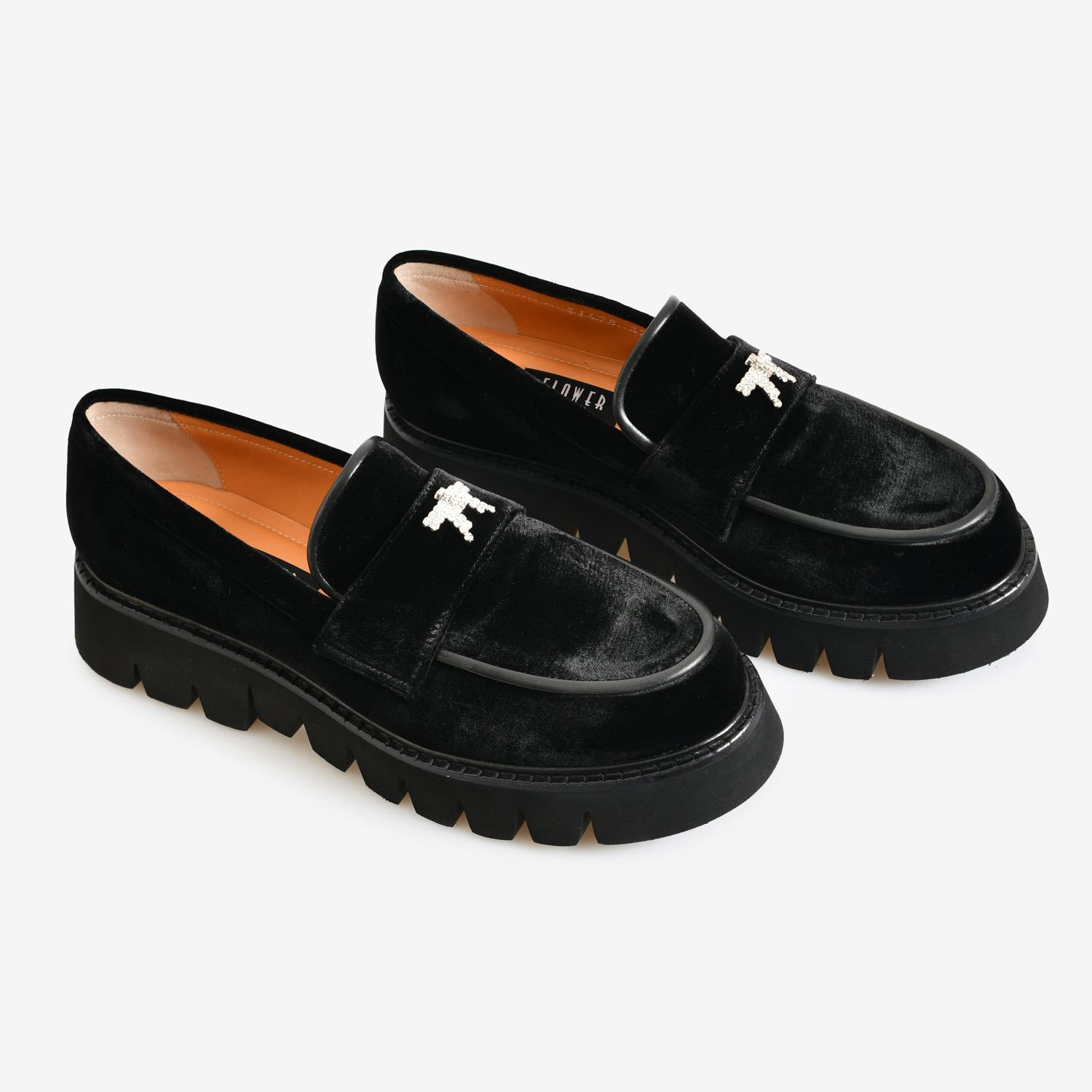 Siyah Kadife Taşlı Kadın Loafer