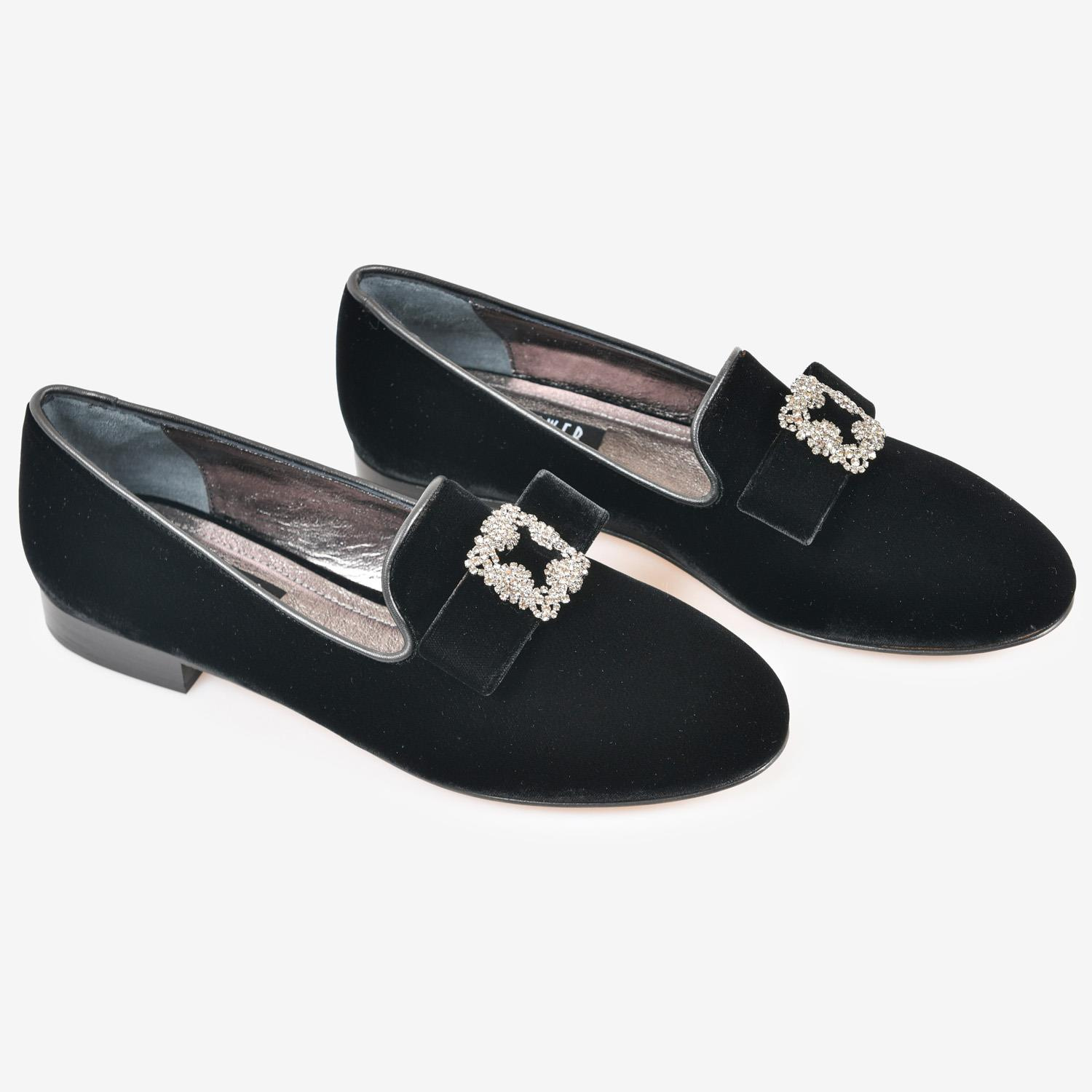 Siyah Kadife Tokalı Kadın Loafer