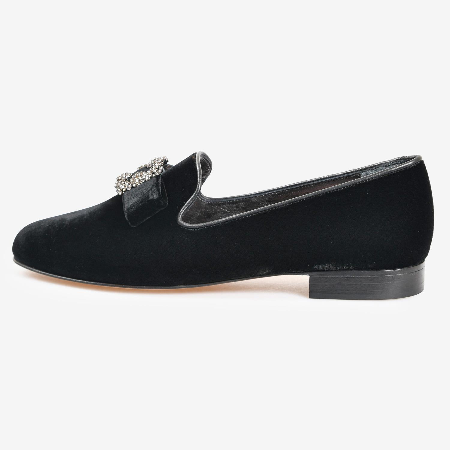 Siyah Kadife Tokalı Kadın Loafer