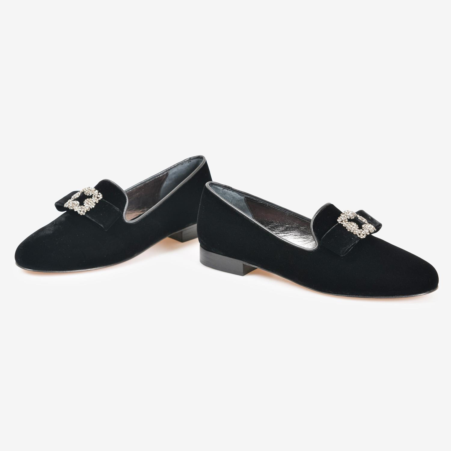 Siyah Kadife Tokalı Kadın Loafer