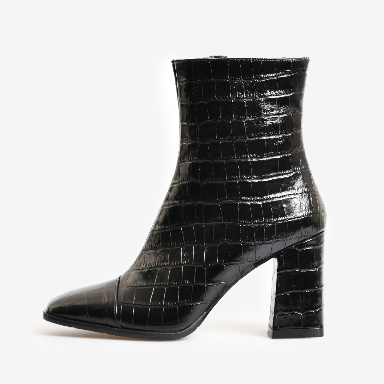 Siyah Kroko Deri Kadın Abiye Bot