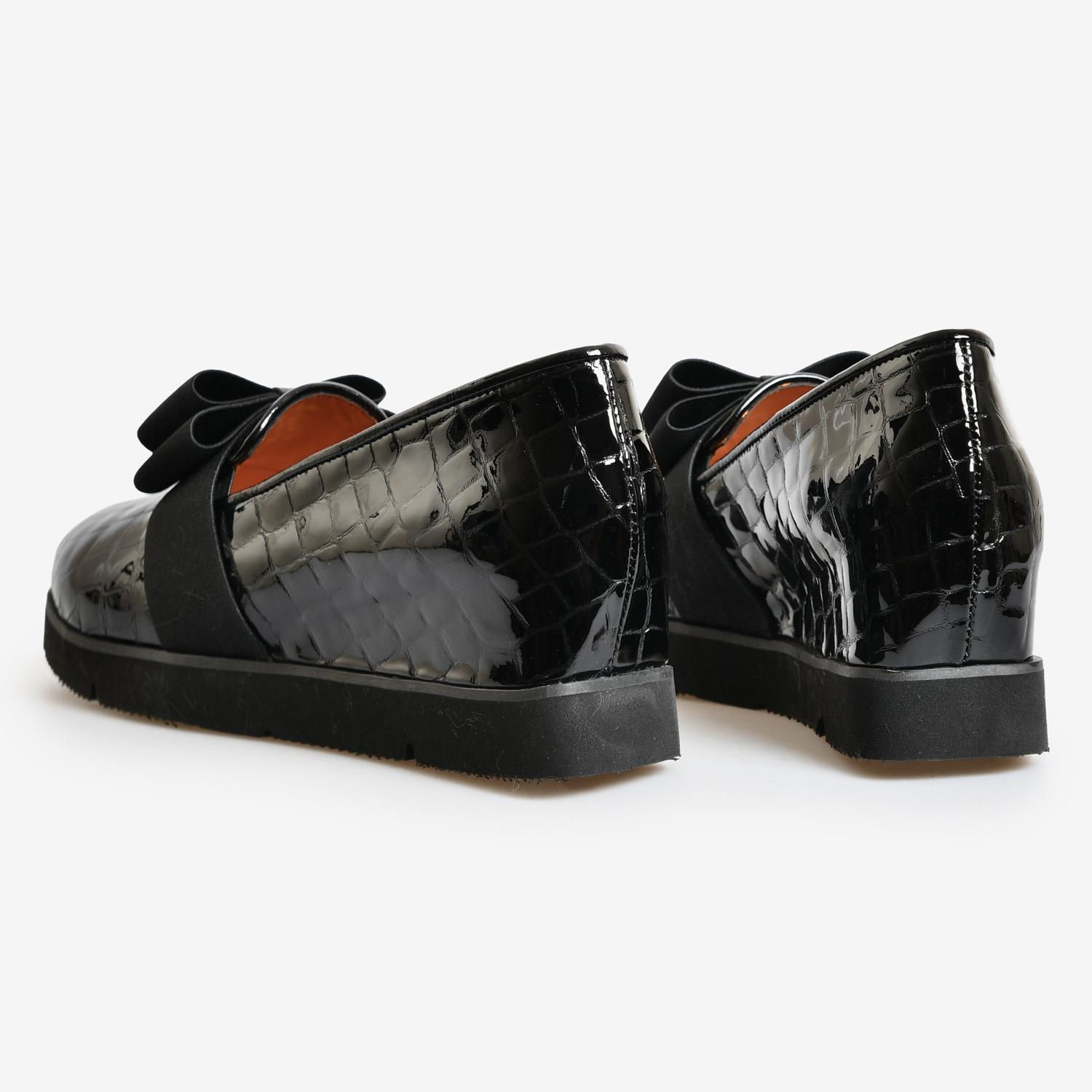 Siyah Kroko Rugan Dolgu Topuk Kadın Loafer