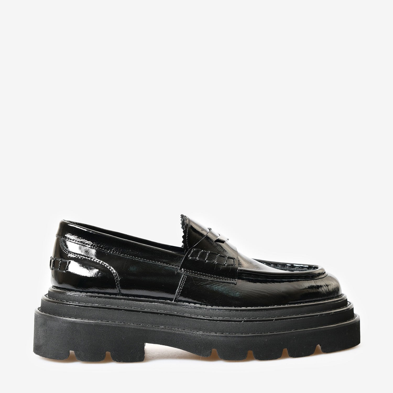 Siyah Rugan Kadın Loafer