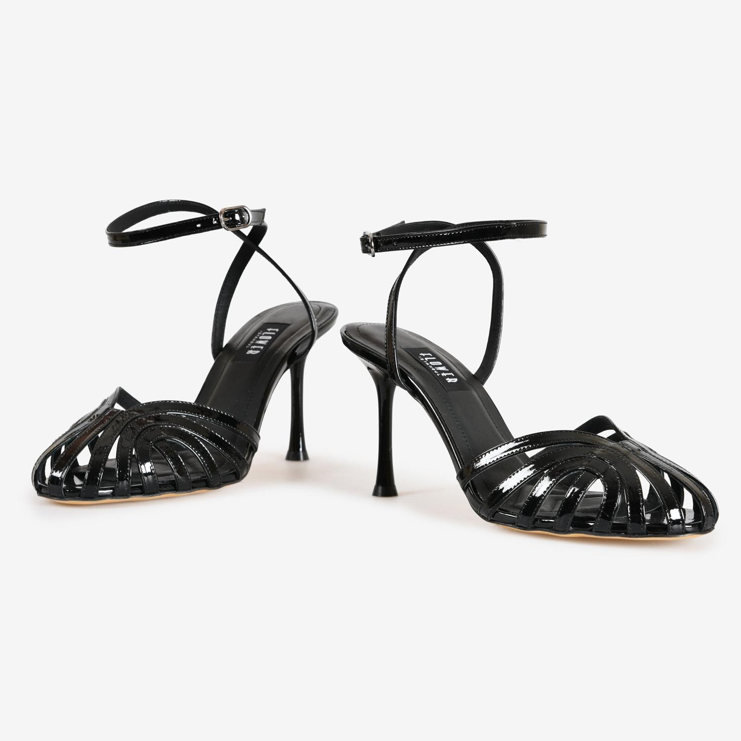 Siyah Rugan Topuklu Kadın Abiye Sandalet