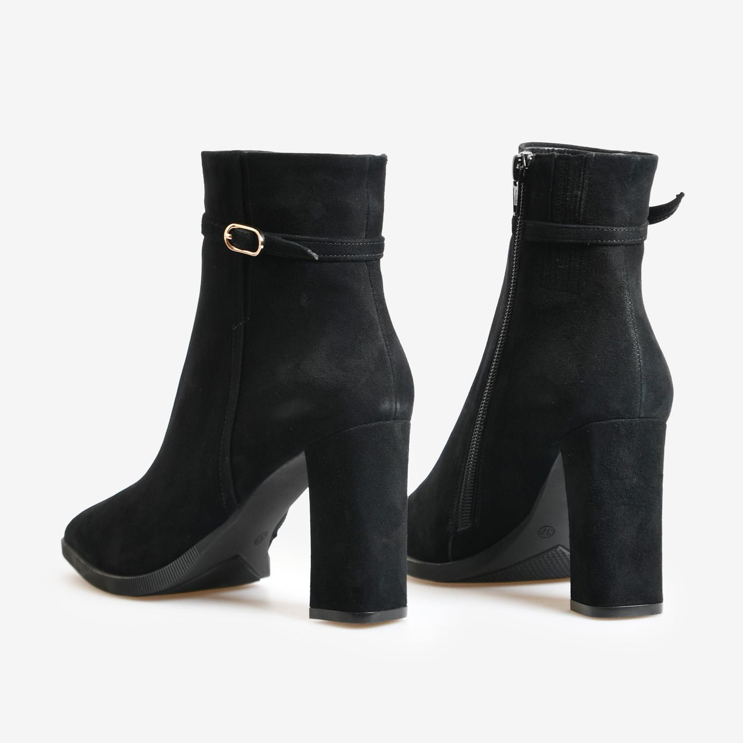 Siyah Süet Kemer Detaylı Kadın Abiye Bot